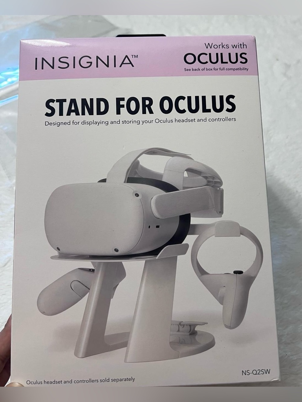 Insignia White Stand for Oculus Headset & Controllers